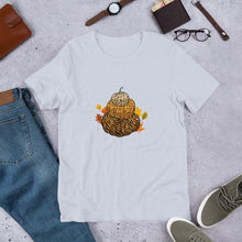 Load image into Gallery viewer, Pumpkins and leaves - T-Shirt Clan